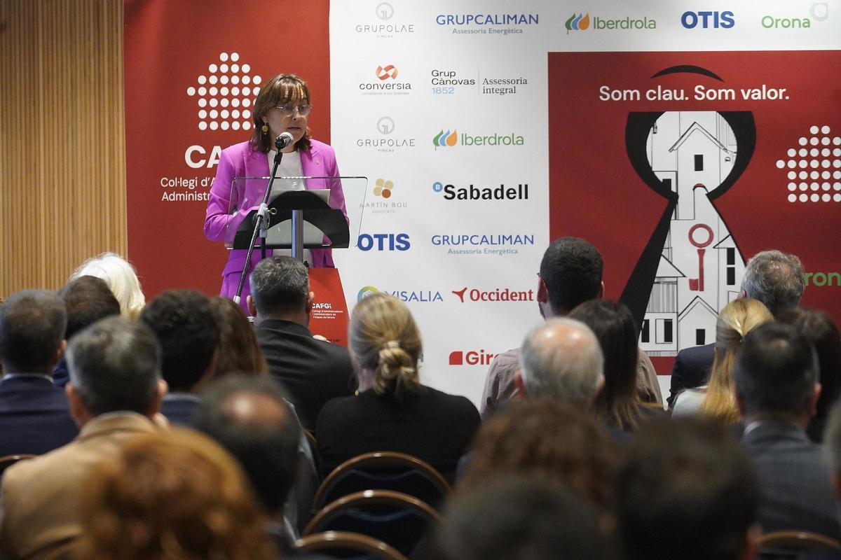 La consellera de Territori, Habitatge i Transició Ecològica de la Generalitat, Sílvia Paneque, durant la seva intervenció.