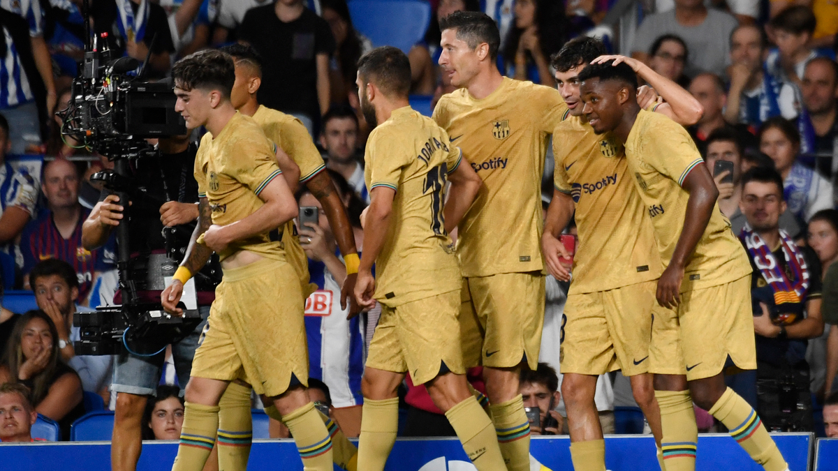 Lewandowski brilló en una noche de ensueño para el Barcelona de cara al futuro