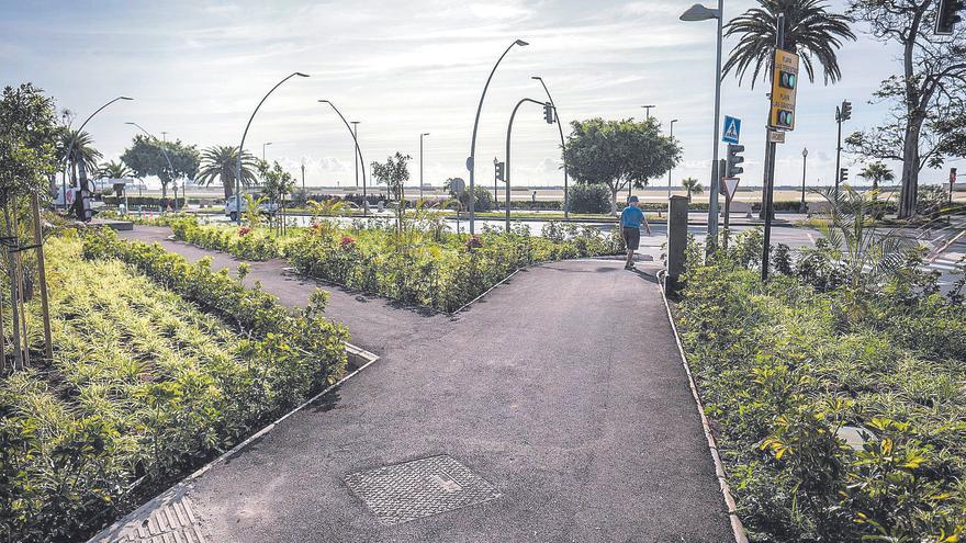 Cambio de imagen y mejora del tránsito peatonal en la zona baja de la Rambla