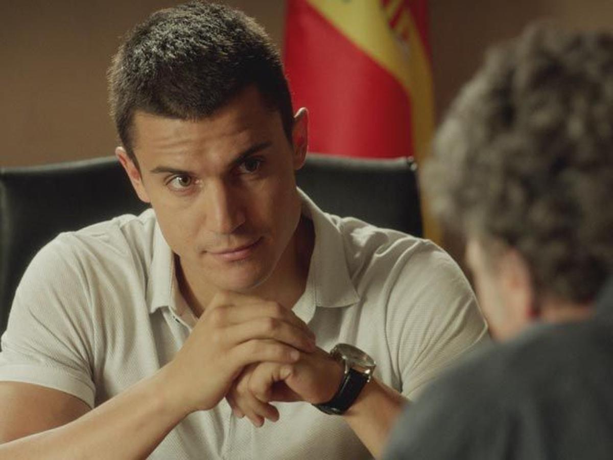 Morey habla con Fran.