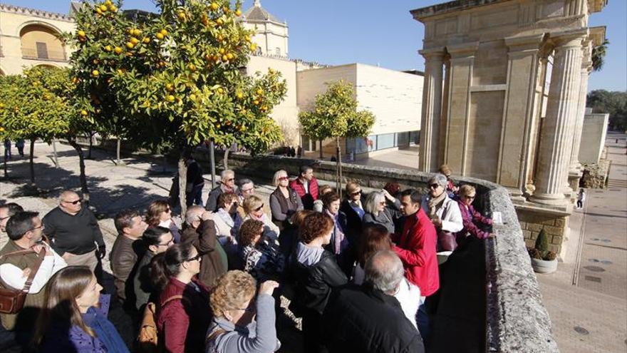 El Ayuntamiento destaca el aumento de turistas frente a las cifras oficiales