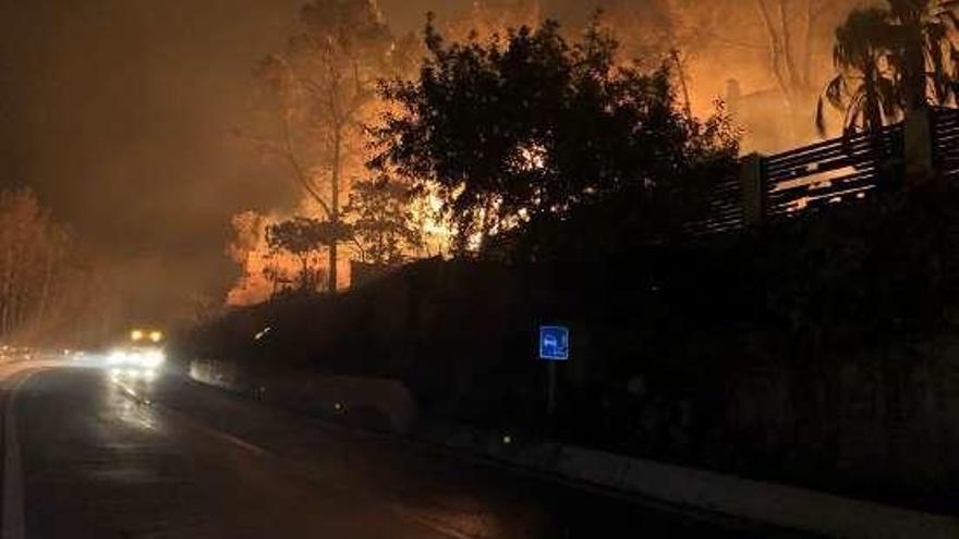 El incendio en el municipio de Llutxent, Valencia. // E.Press