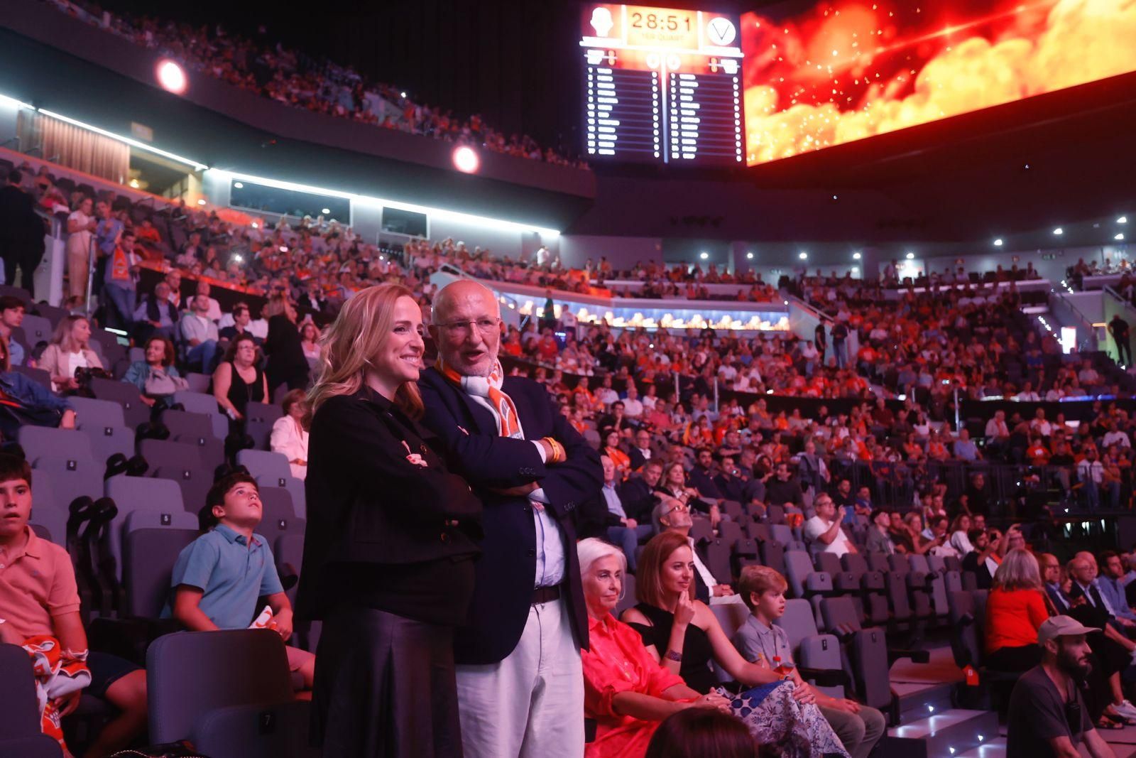 Mucha emoción en la inauguración del Roig Arena