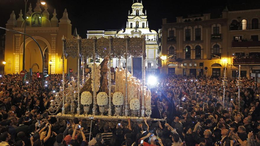 La Macarena lleva al cine Cervantes su documental &#039;Colores vivos&#039; a beneficio de las víctimas de la DANA en Valencia