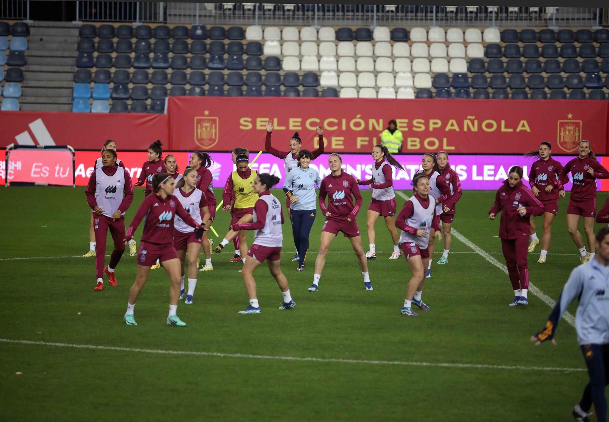 Rueda de prensa y entrenamiento de la Selección Española Femenina en Málaga