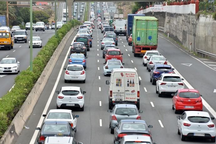 COLAS ACCIDENTE CAMIÓN OJOS DE GARZA