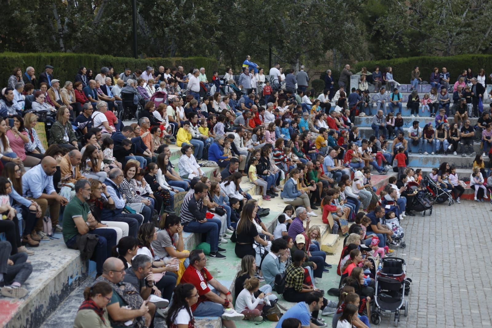 Col.lectiu Frenetic llevan el circo al parque Delicias
