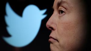 Musk compra Twitter i n’acomiada els seus principals executius