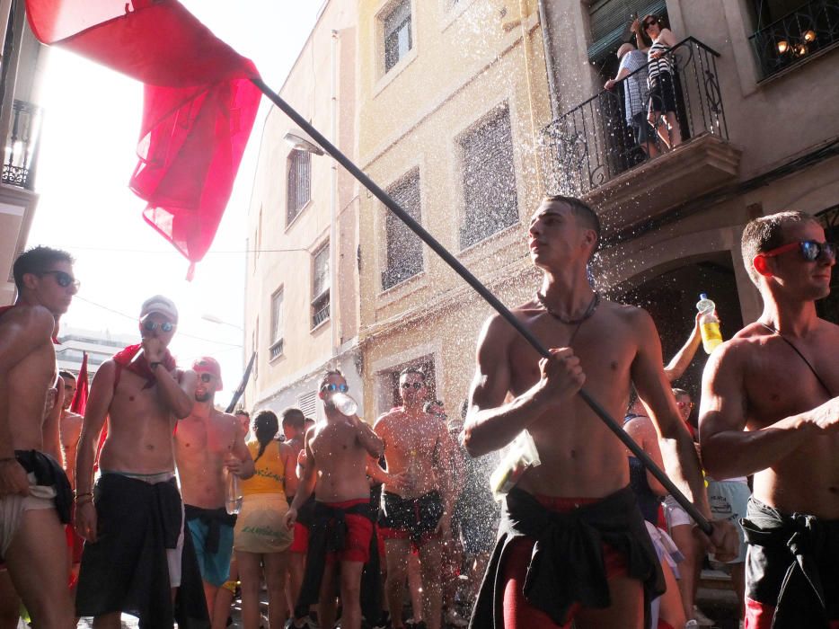 "Xupinasso" y primeros encierros en las fiestas de la Vall