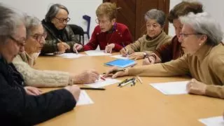 La mayor carga parroquial de los curas eleva la necesidad de seglares y acólitos