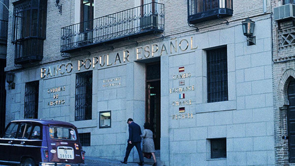 Primera oficina bancaria que tuvo cajero en España en 1974, el Banco Popular de Toledo.