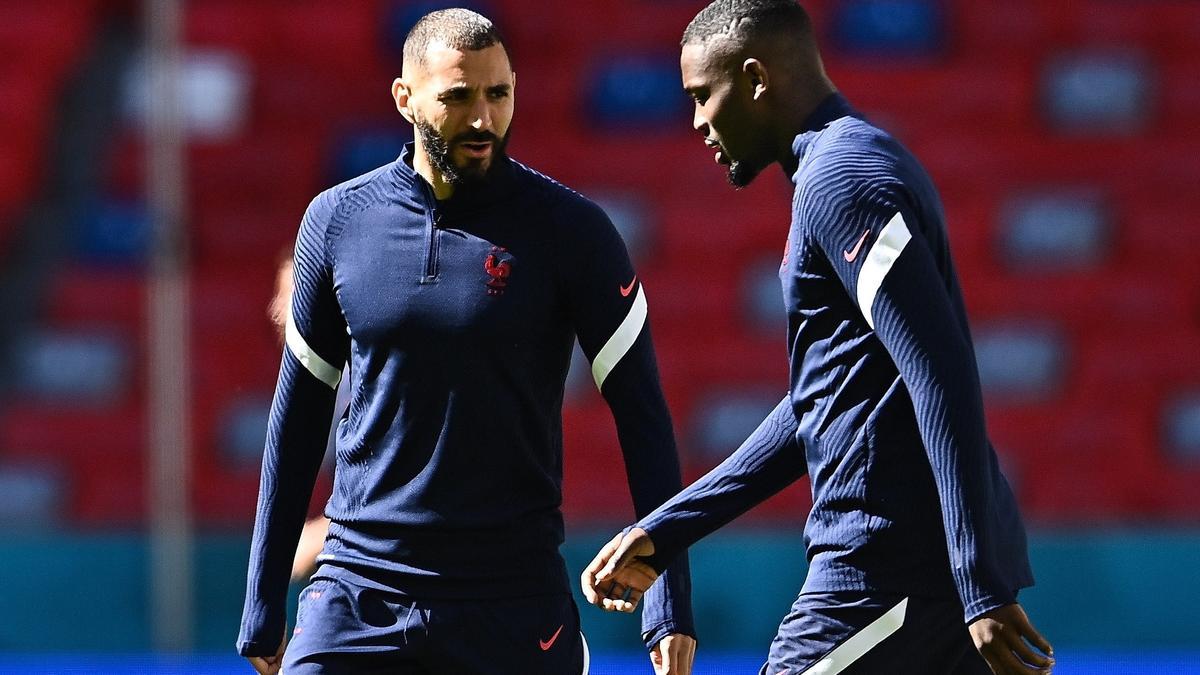 Karim Benzema y Marcus Thuram, en el Allianz Arena de Múnich, sede del Francia-Alemania.