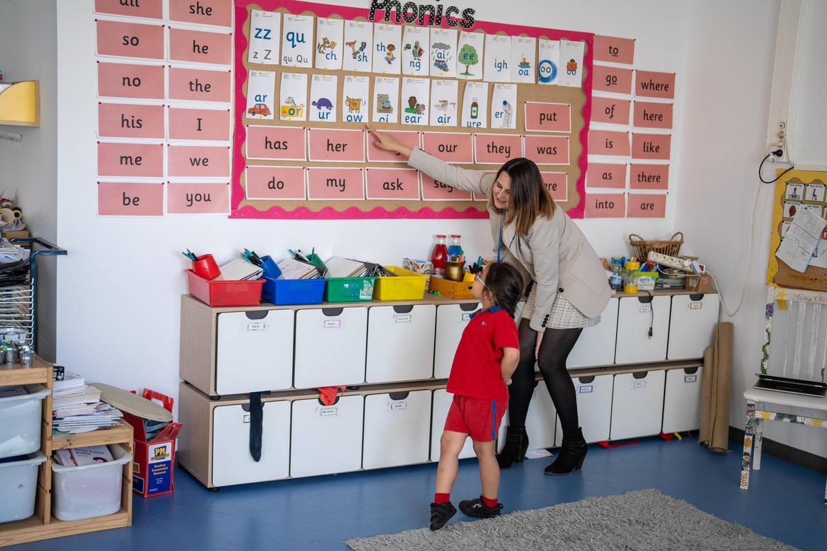 Un aula de la British School de Barcelona, incluida en la lista Forbes 2026 de mejores colegios de España.