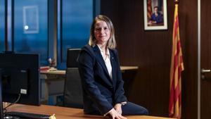 Mònica Martínez Bravo: "Els treballadors han d’optar a ajudes socials, fins i tot si cobren 1.300 euros