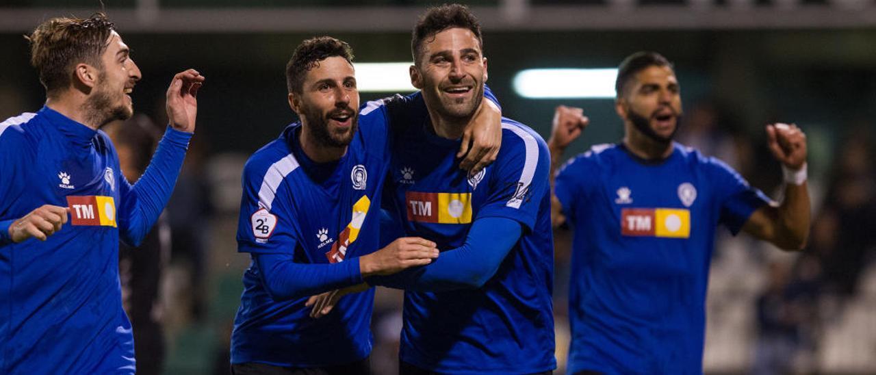 Celebración del último gol marcado por el Hércules, en Castalia, hace tres semanas.