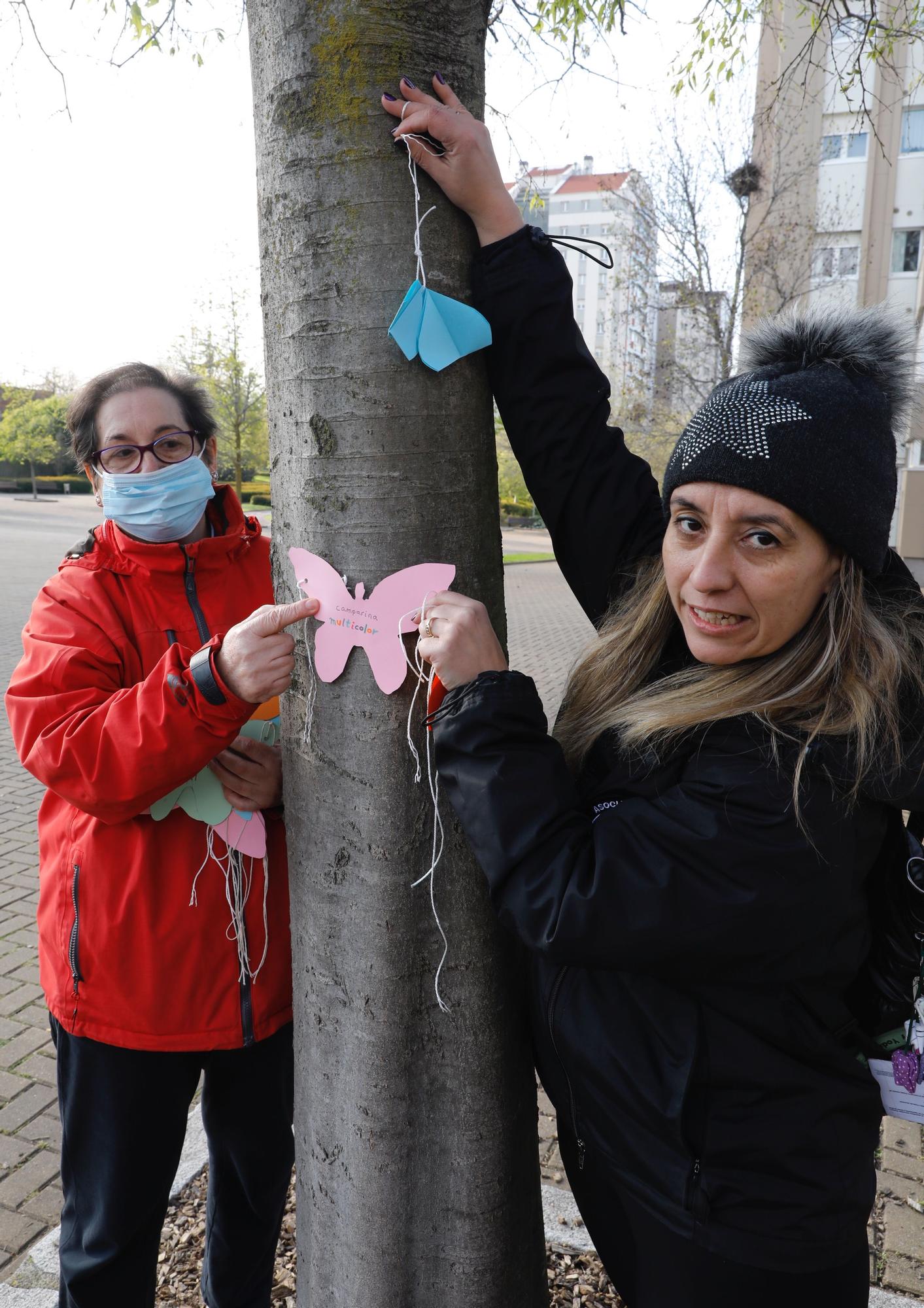 EN IMÁGENES: Los vecinos arrancan con abril libros mil decorando todo el barrio con poesía