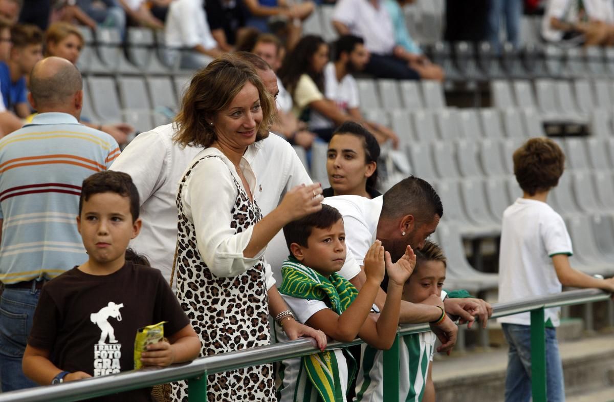 La afición cordobesista en el partido contra el Alarcón