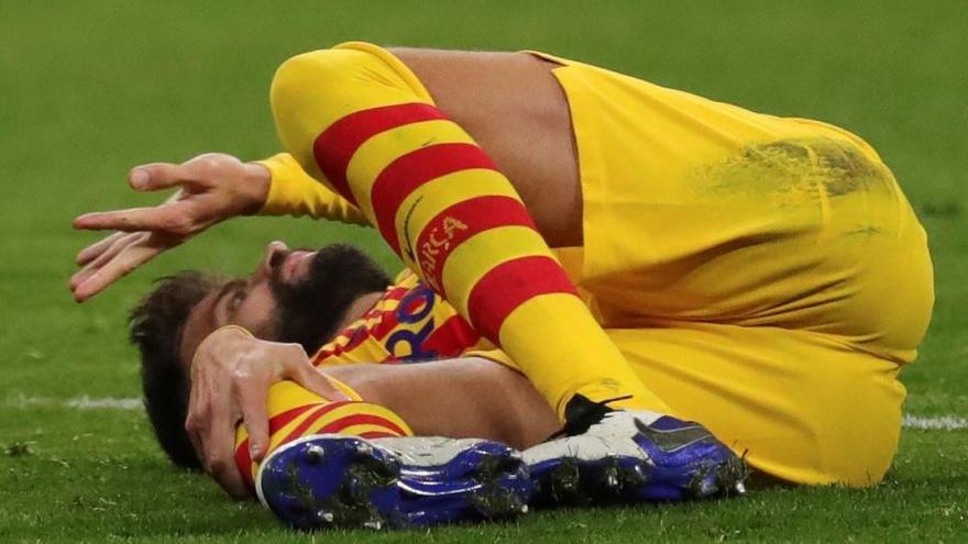 Gerard Piqué, just després de lesionar-se dissabte a Madrid.