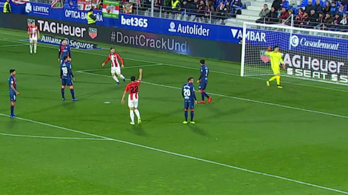 ¿En qué estaba pensando el portero del Huesca en el segundo gol de Aduriz?