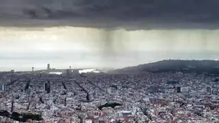 Las lluvias se intensifican y vuelven a caer sobre Tarragona y Barcelona