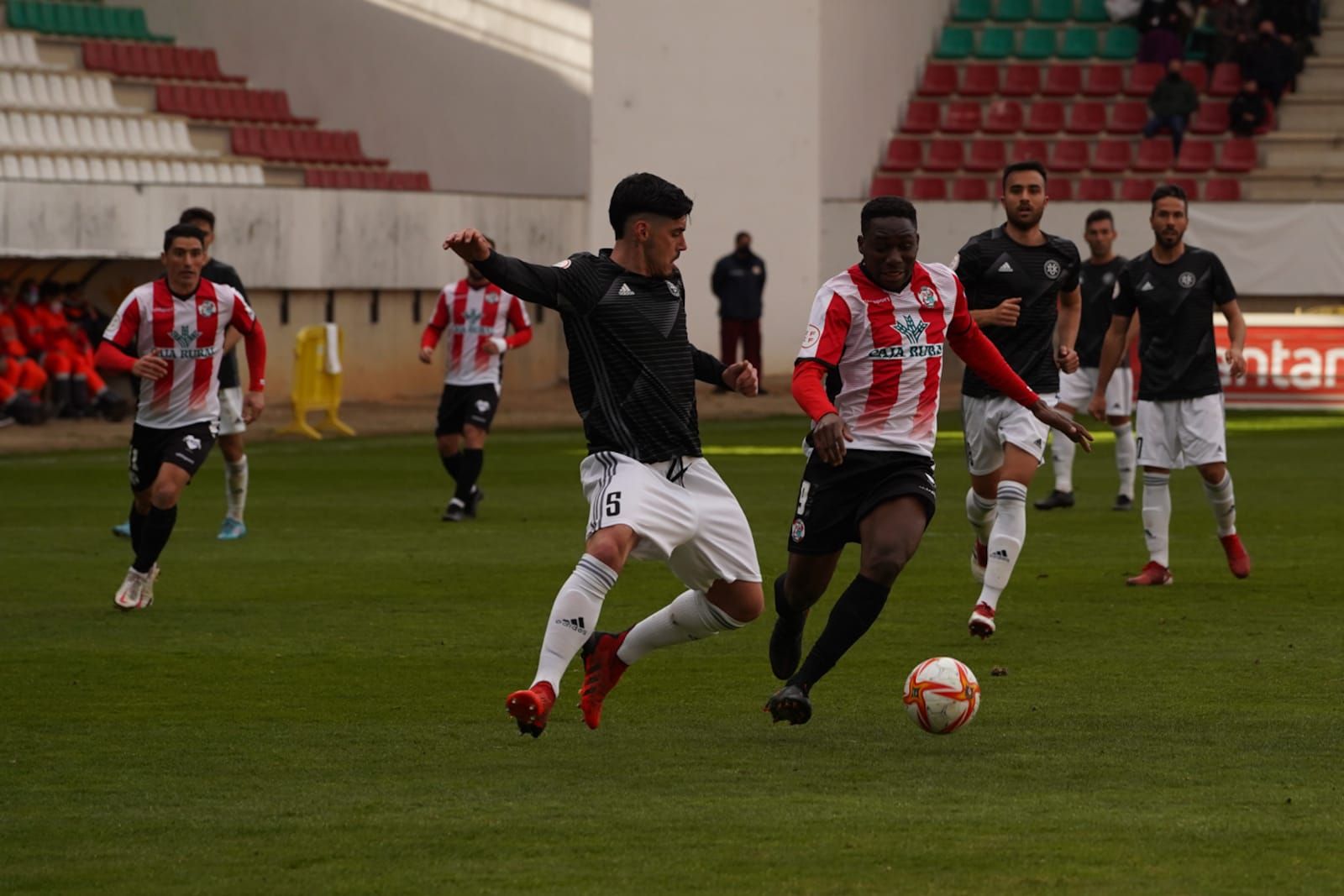 Repasa las mejores imágenes del partido entre el Zamora CF y el DUX Internacional