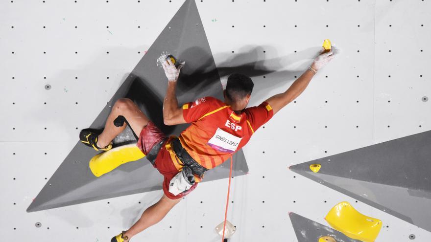 Alberto Ginés, campeón olímpico de escalada