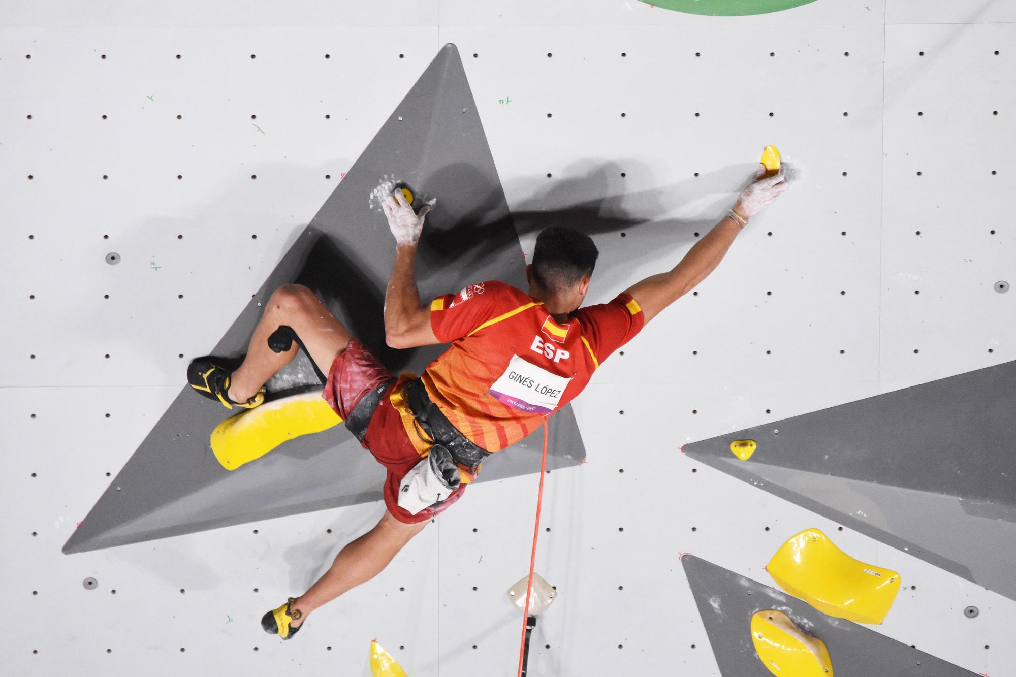 Alberto Ginés, campeón olímpico de escalada