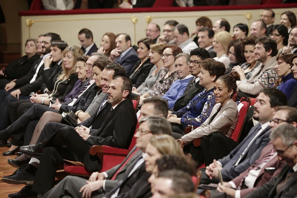 Entrega de la medalla de oro y los premios del Dia de les Illes Balears