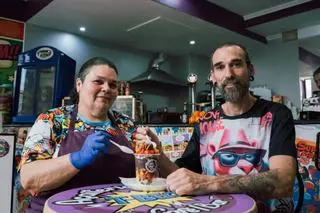 T-BEO, el local del cómic y los zumos con superpoderes del açaí, vuela  este verano a la Plaza Mayor de Ourense