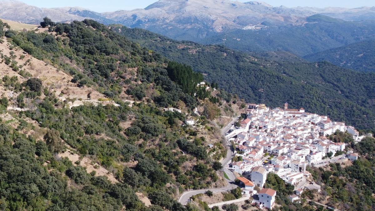 Vista del municipio malagueño de Algatocín.