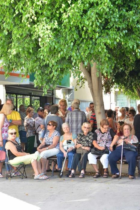 Concentración en el Centro de Mayores de Telde