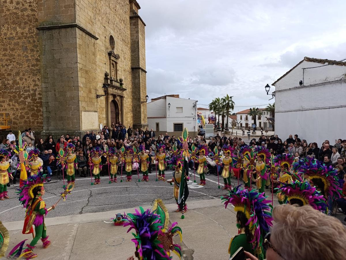 Madrigale y Escurial, en la provincia de Cáceres, celebran su Jueves de Comadres