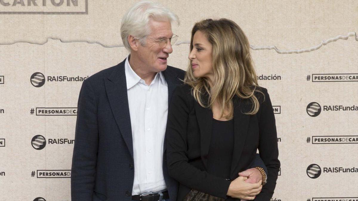 Richard Gere y su mujer Alejandra Silva.