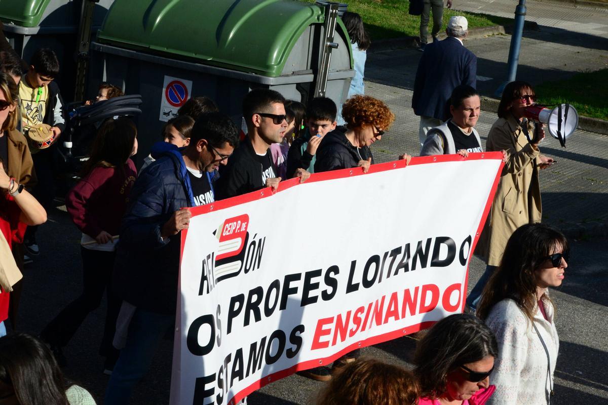 La comunidad educativa también clama en Cangas La comunidad educativa también clama en Cangas