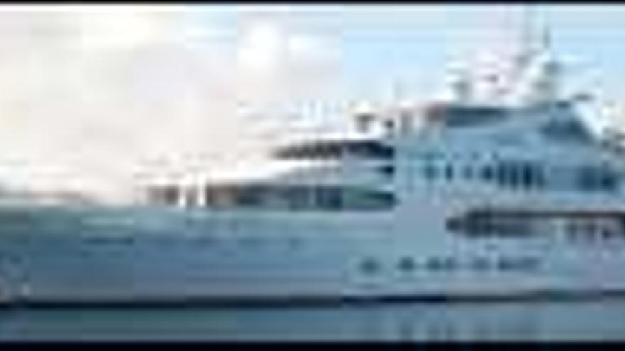 Noventa millones de lujo navegando - Faro de Vigo