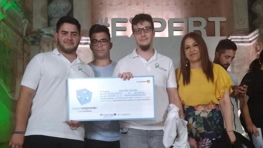 Doble premio para el talento de alumnos del IES Santiago