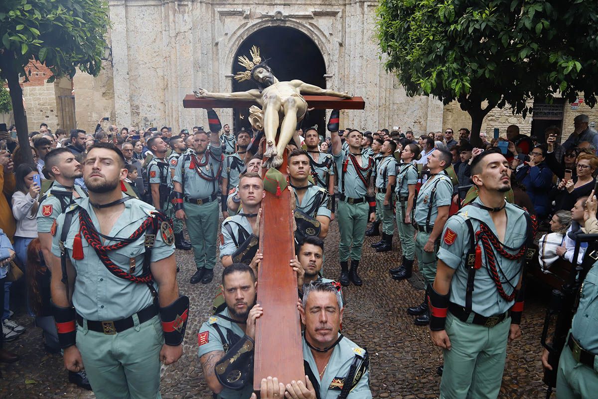 La Legión acompaña al Cristo de  La Caridad