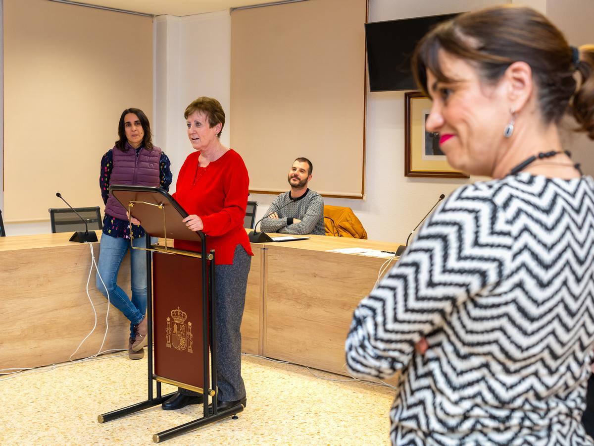 La alcaldesa del Puig,  Luisa Salvador, en una  intervención.