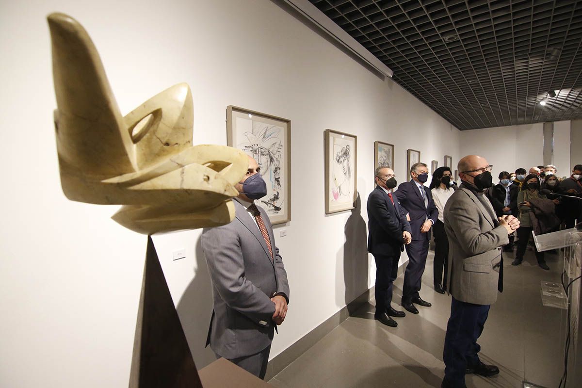 Exposición Los Trazos Perdidos de Luis Manuel García Cruz en la sala Cajasol de Córdoba