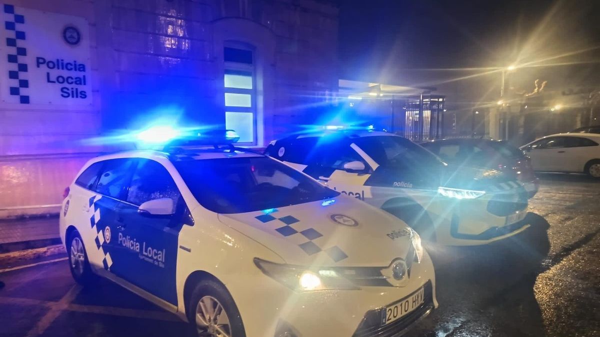 Els vehicles de la Policia Local de Sils