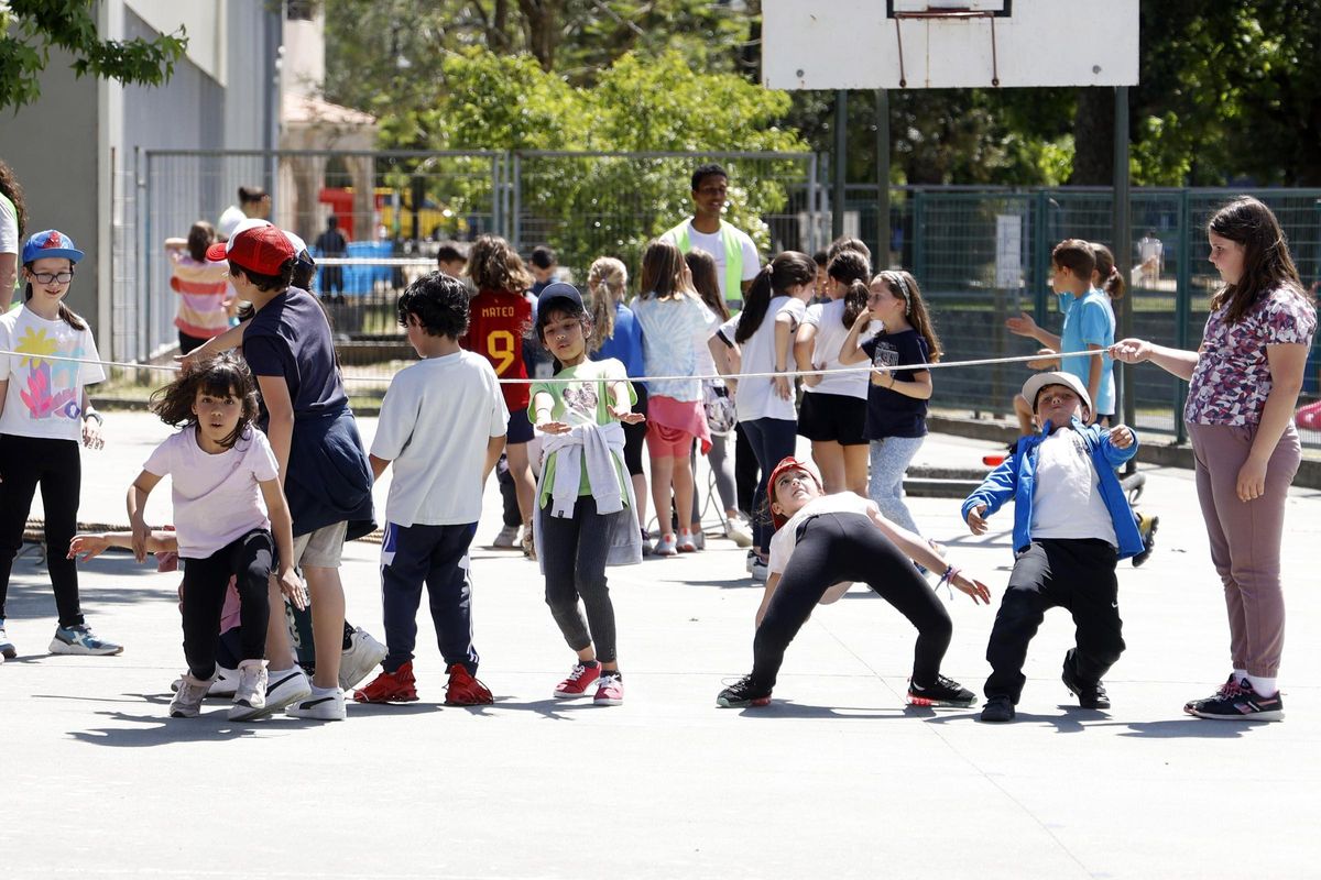 Los niños fueron invitados a participar en hasta 50 juegos diferentes.