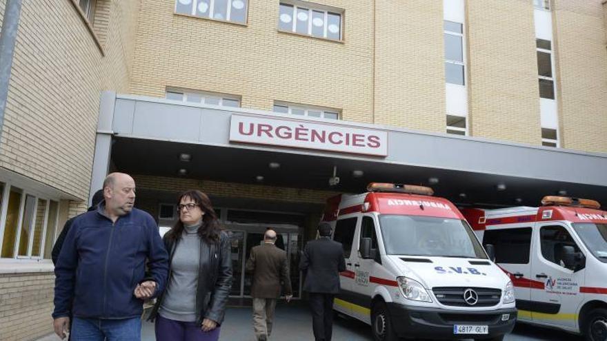 El Hospital General mejora la formación de sus matronas en sutura quirúrgica