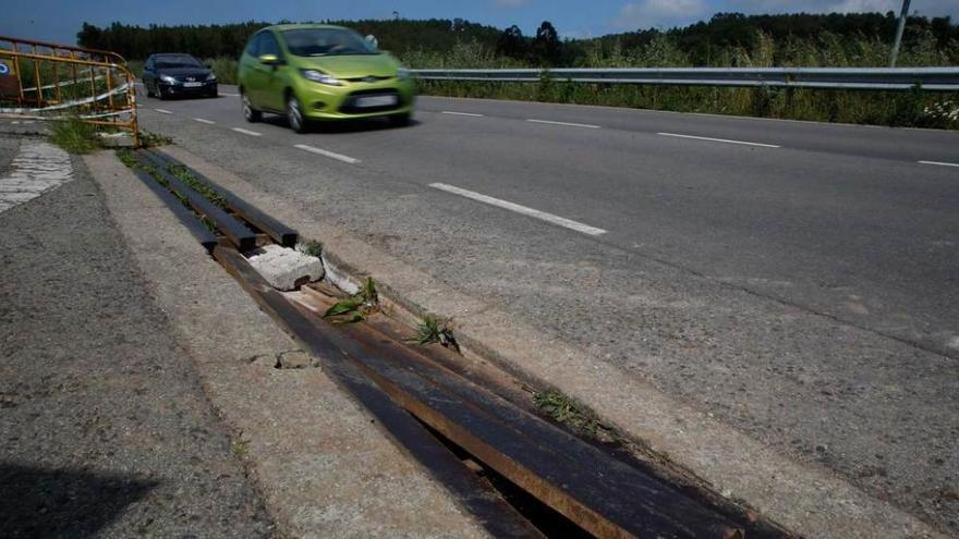 Un &quot;peligroso&quot; acceso a La Granda y Cardo