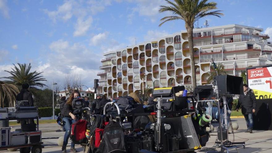 Equips de rodatge a Empuriabrava.