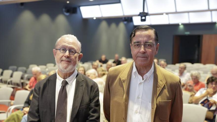 Venancio Martínez: «Las vacunas salvan vidas y ahorran dinero»