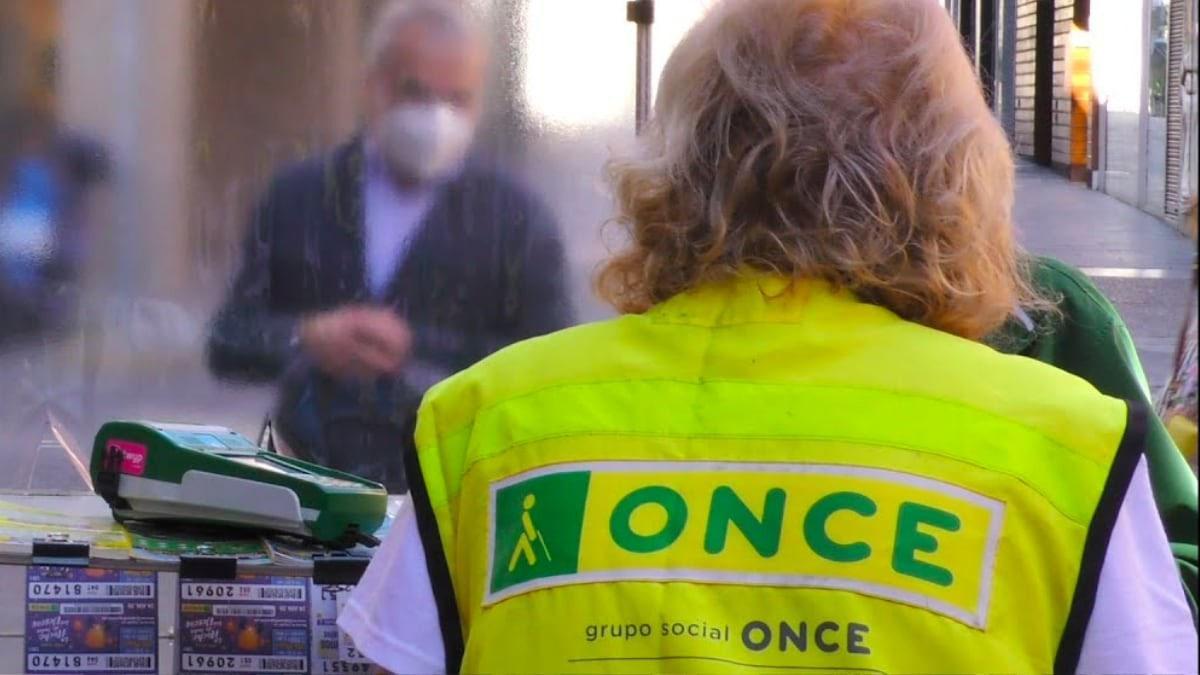 Trabajador de la once