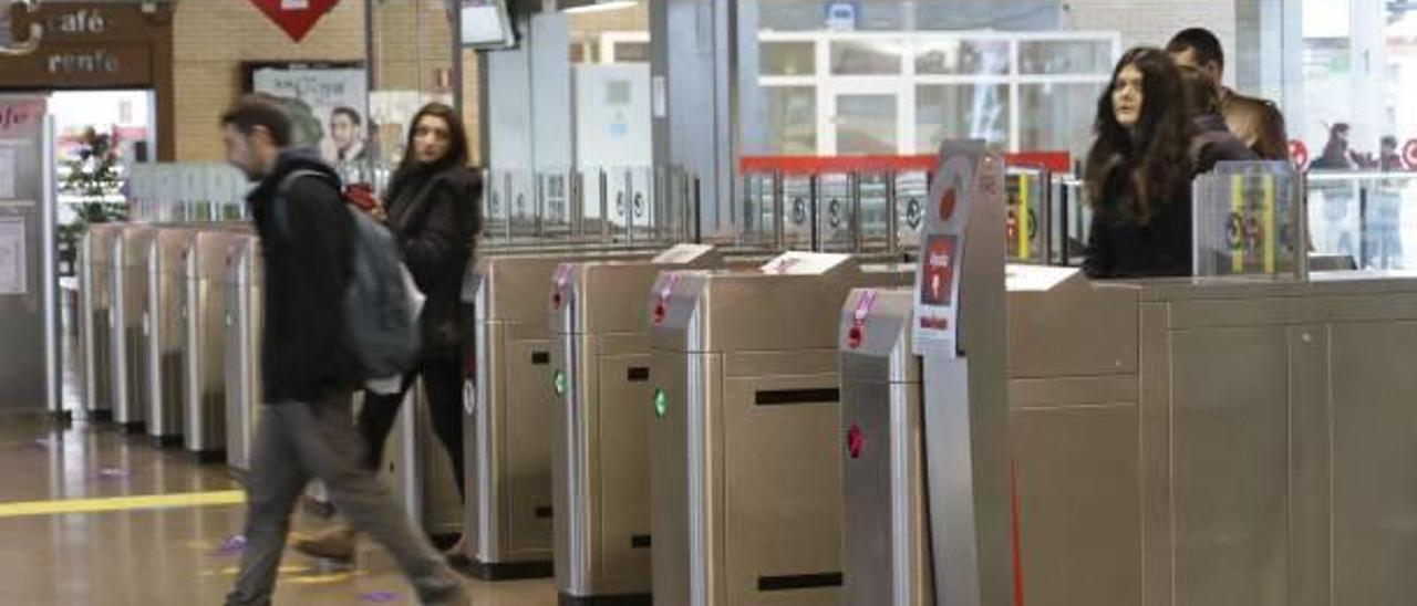 Gandia aboga por un trayecto del tren que aproveche el túnel y la estación ya existente