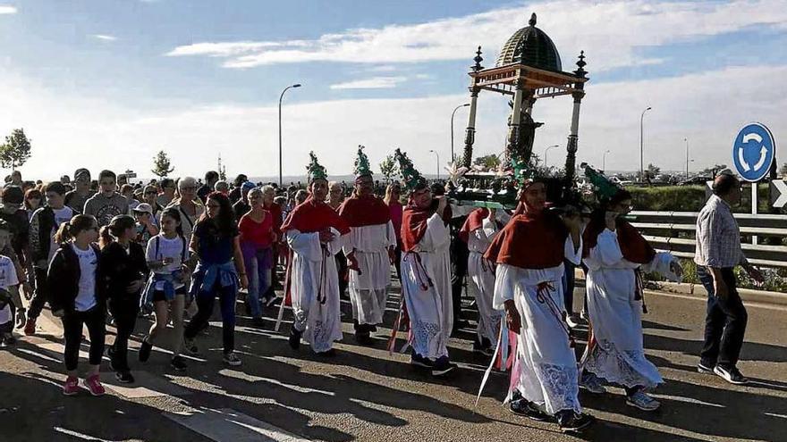 Romerías pascuales con tiempo estival