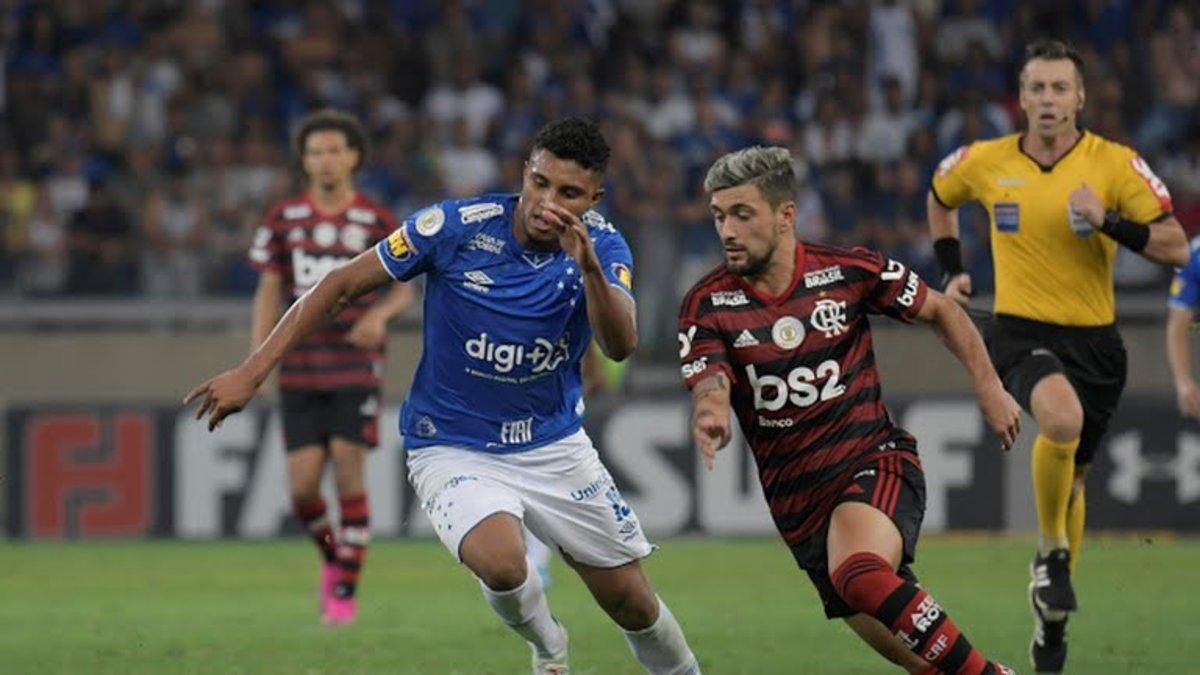 Flamengo le saca seis puntos de diferencia a Palmeiras