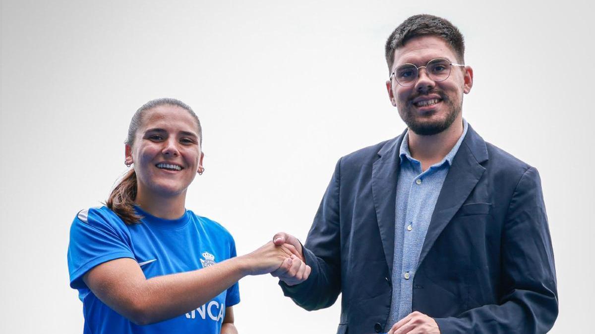 Adriana Ranera posa junto a Kevin Sánchez